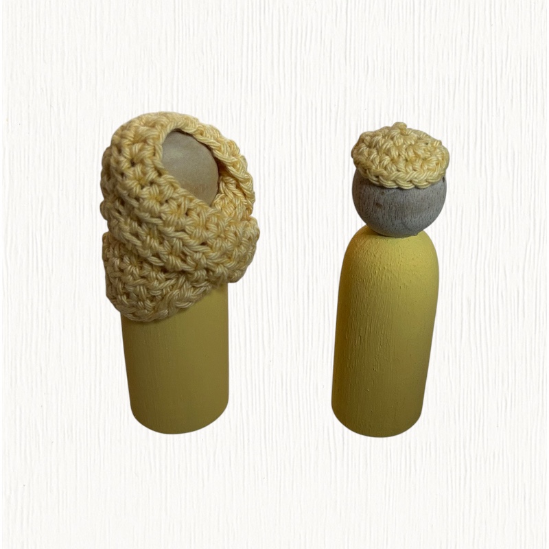 Hijaab peg dolls - butter